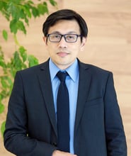 Terry半身照-1